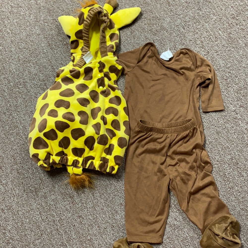 Target Giraffe Baby Halloween Costume 0-6 Months